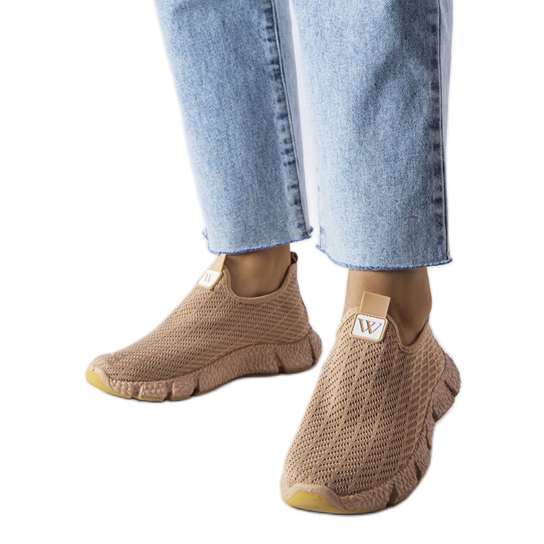 Béžové slip-on tenisky značky Yellville béžový