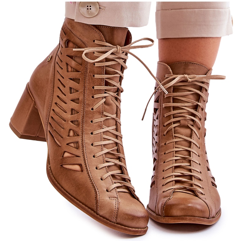 Kožené prolamované boty Maciejka 05508-10 Tmavě béžová béžový Kožené prolamované boty Maciejka 05508-10 Tmavě béžová béžový