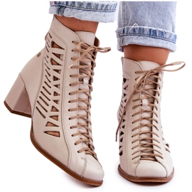 Kožené prolamované boty Maciejka 05508-22 Světle béžová béžový