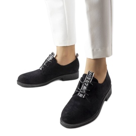 Černé semišové boty značky Sunderland černý