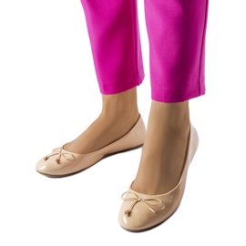 Béžové lakované baleríny Lakewood béžový