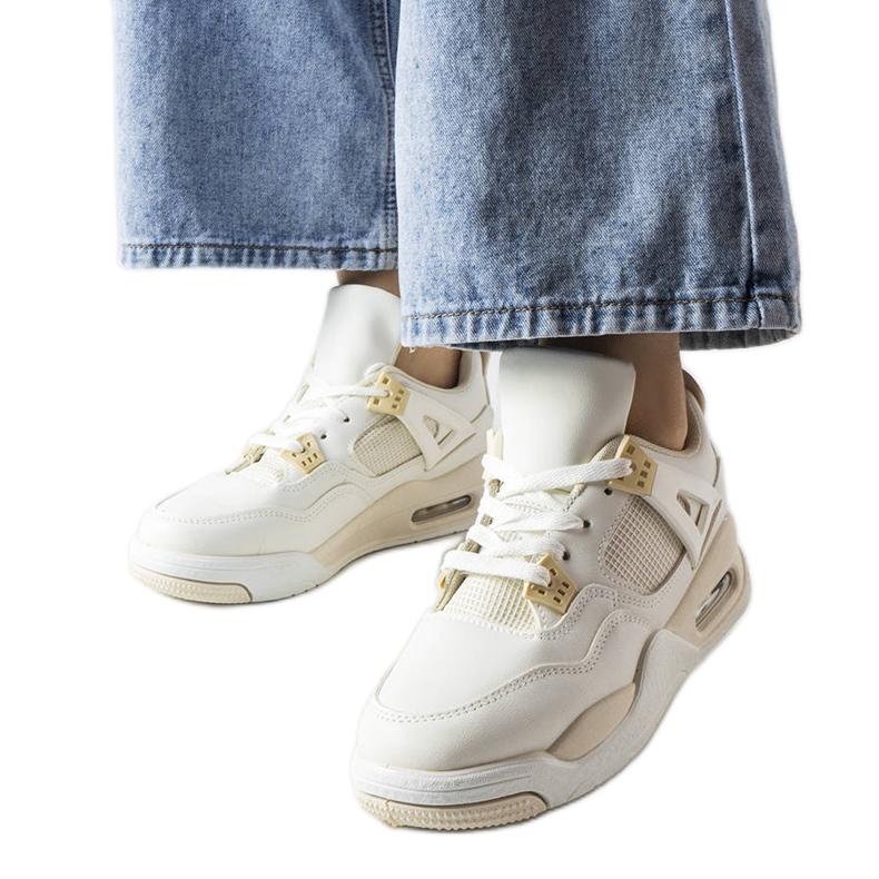 Béžové tenisky z kombinovaných materiálů značky Malas béžový Béžové tenisky z kombinovaných materiálů značky Malas béžový