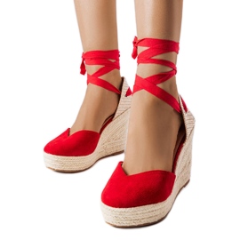 Červené klínové espadrilky od Adelinda červený