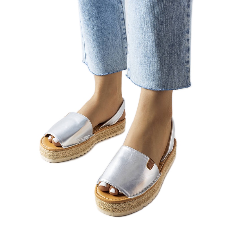 Stříbrné espadrilky na platformě od Sadbery stříbrný