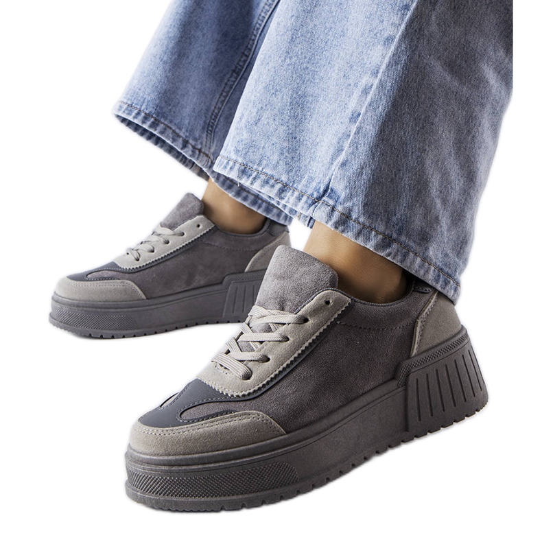 Šedé tenisky na platformě od Fabienne šedá