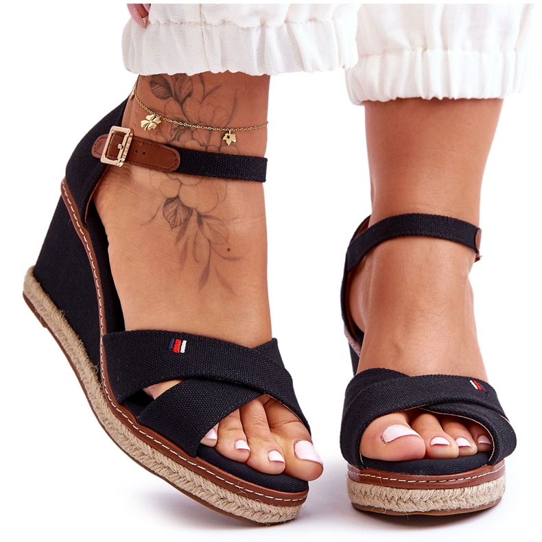 Dámské sandály na klínu Black Janet černá