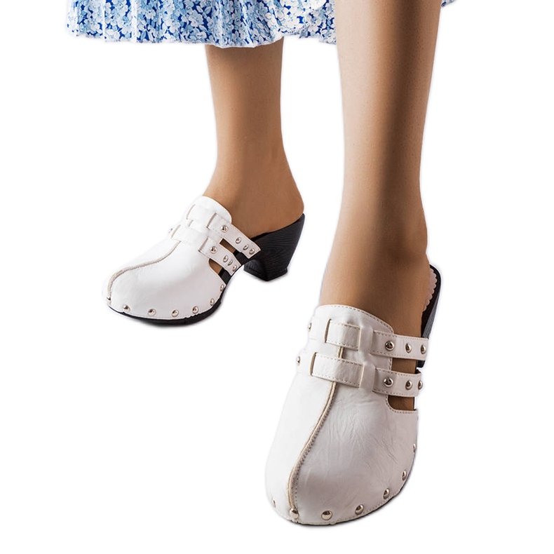 Custer bílé dřeváky bílý