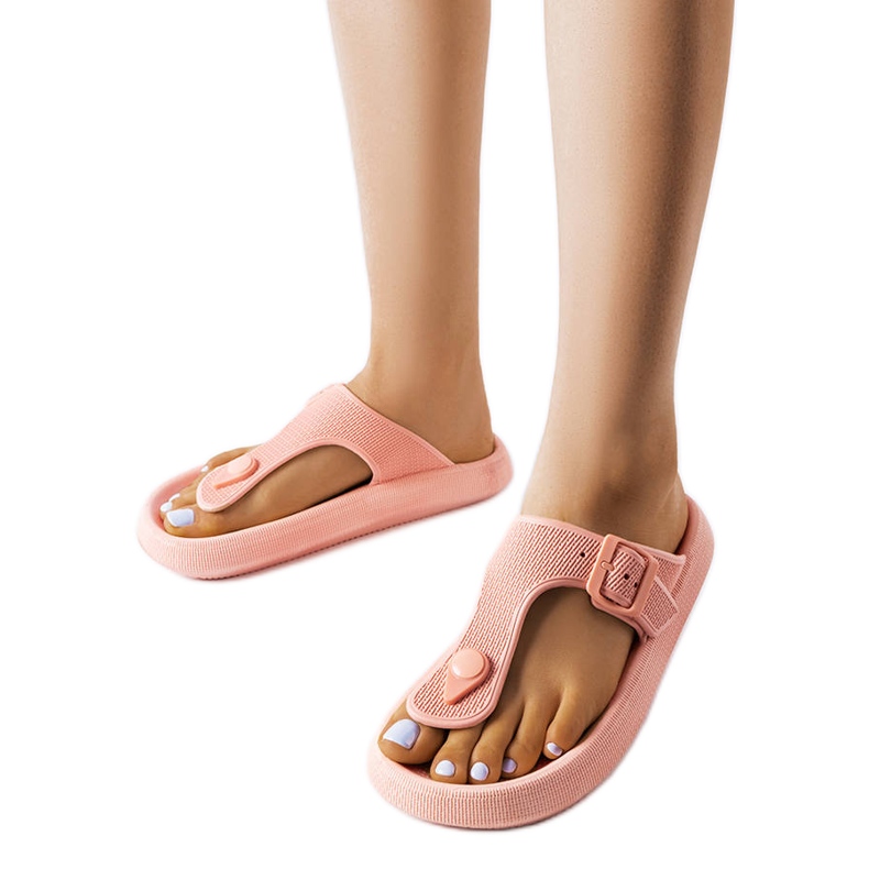 Růžové sandály na platformě od Moretti růžový