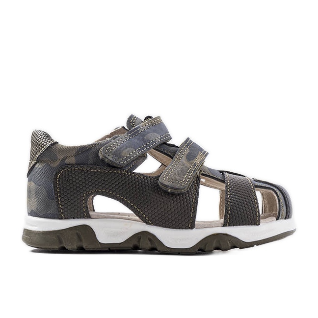 Zelené sandály s koženou stélkou od Millard zelená