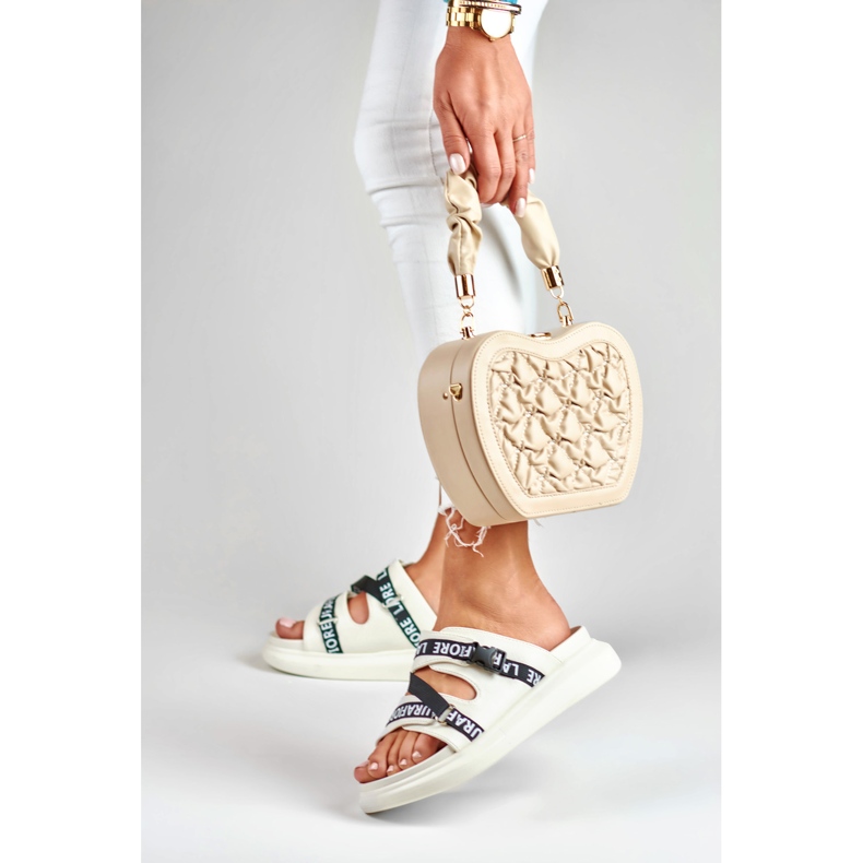 Stylové bílé pantofle značky La.Fi bílý