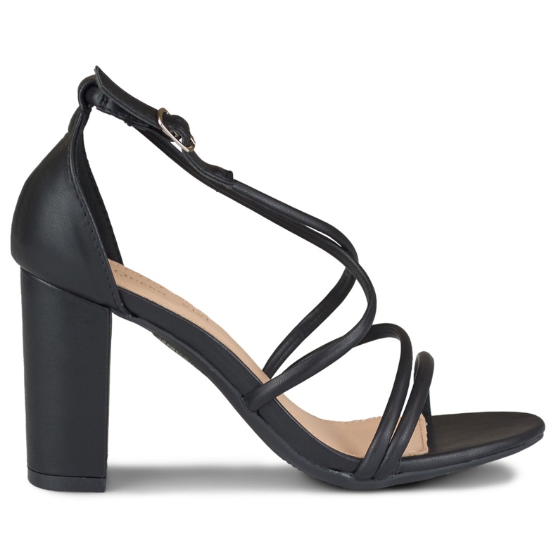 Černé dámské sandály na Isan post černá