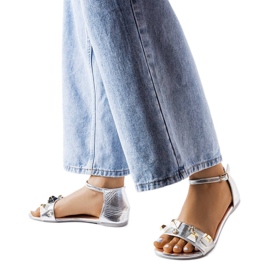 Stříbrné ozdobné sandály Riverdale stříbrný Stříbrné ozdobné sandály Riverdale stříbrný