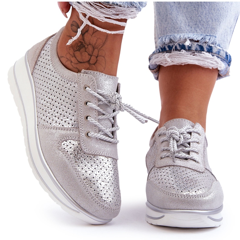 Kožená sportovní obuv s perforací S.Barski AL22246 Stříbrná stříbrný