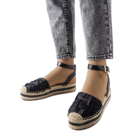 Černé espadrilky na platformě od Lafrenière černý