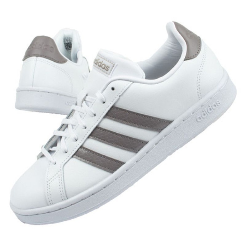 Sportovní boty Adidas Grand Court W FY8931 bílý