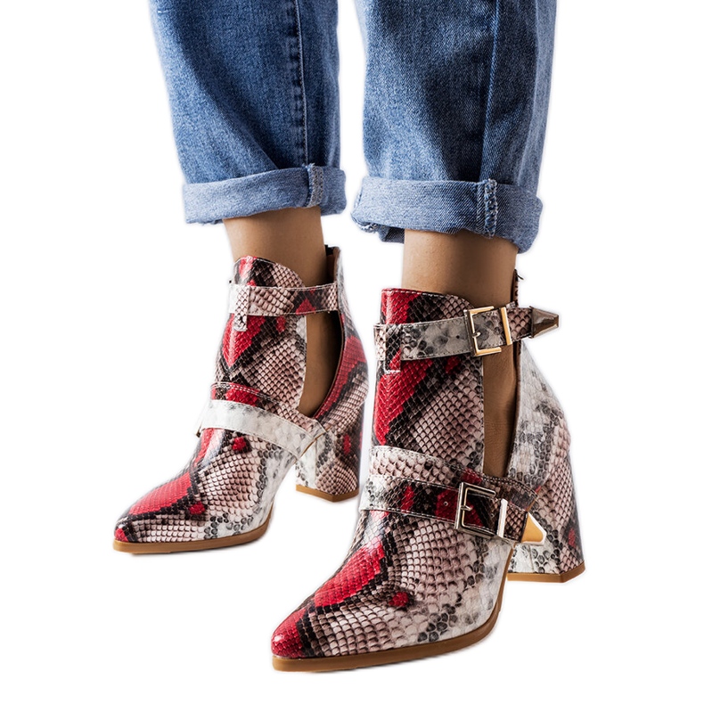 Bílé a růžové dámské kozačky od Itabi béžový