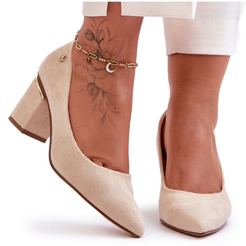 Klasické semišové lodičky na vysokém podpatku se světle béžovým zdobením Derren