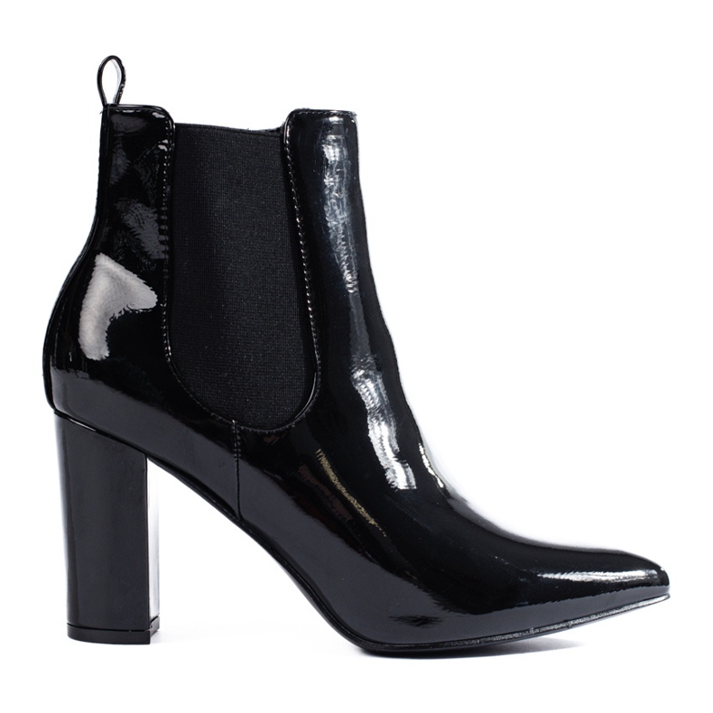 Lakované černé kozačky na podpatku Shelovet černá