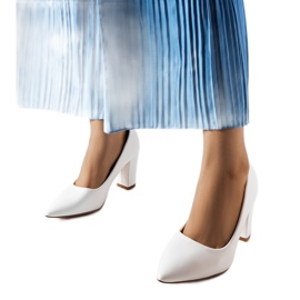 Bílé lodičky Maurelle na bloku bílý Bílé lodičky Maurelle na bloku bílý