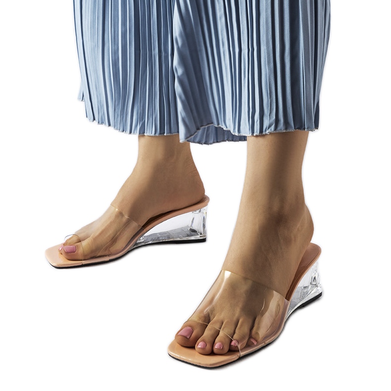 Béžové průhledné klínové klínky od Wyatt béžový Béžové průhledné klínové klínky od Wyatt béžový