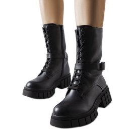 Černé šněrovací pracovní boty od Rive černý