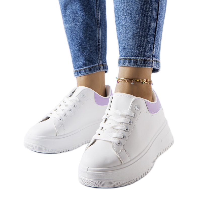 Bílé a fialové tenisky na platformě od Holante bílý