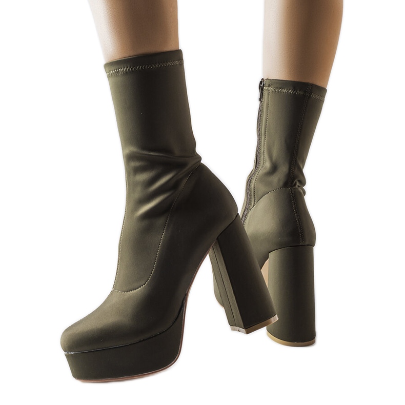 Inna Zelené saténové kozačky na masivním sloupku od Glus zelená