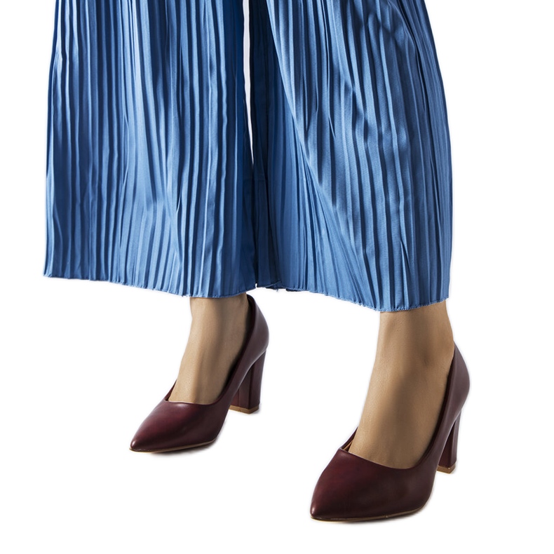 Inna Kaštanové lodičky na podpatku od Maurelle červené