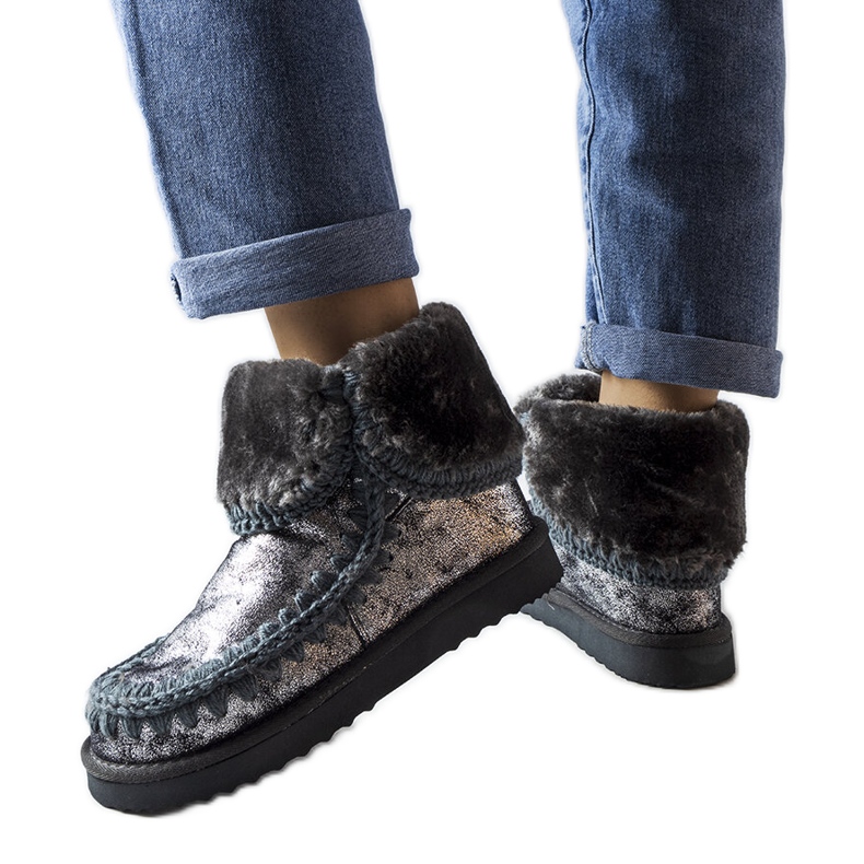 Šedé metalické eskymácké zateplené boty od Maggi šedá