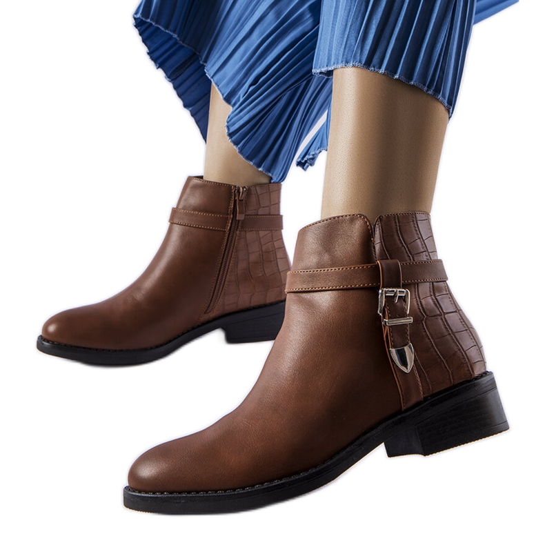 Hnědé ploché kozačky značky Monteforte hnědý Hnědé ploché kozačky značky Monteforte hnědý