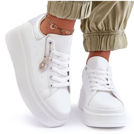 PS1 Dámská sportovní obuv na masivní platformě bílá a stříbrná Mariell bílý PS1 Dámská sportovní obuv na masivní platformě bílá a stříbrná Mariell bílý