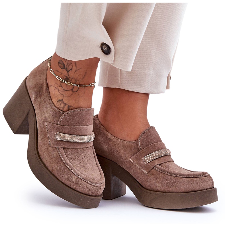 Lemar Semišové lodičky na podpatku s béžovým zdobením gelanor