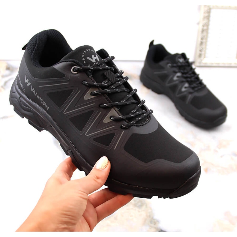 Potocki Černé sportovní trekingové softshellové boty Vanhorn černá