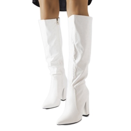 Bílé kozačky X8266 White černý