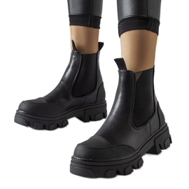 Černé nazouvací kozačky Sibyla černý