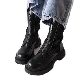 Černé ponožkové kozačky značky Napolitani černá