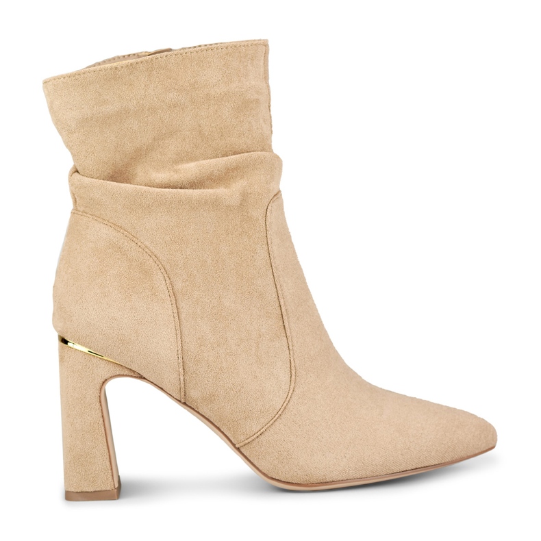 Dámské béžové kozačky na zdobeném sloupku béžový Dámské béžové kozačky na zdobeném sloupku béžový