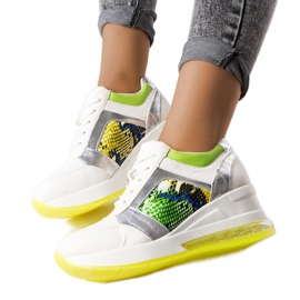 Inna Bílé tenisky na klínku Irpina bílý Inna Bílé tenisky na klínku Irpina bílý