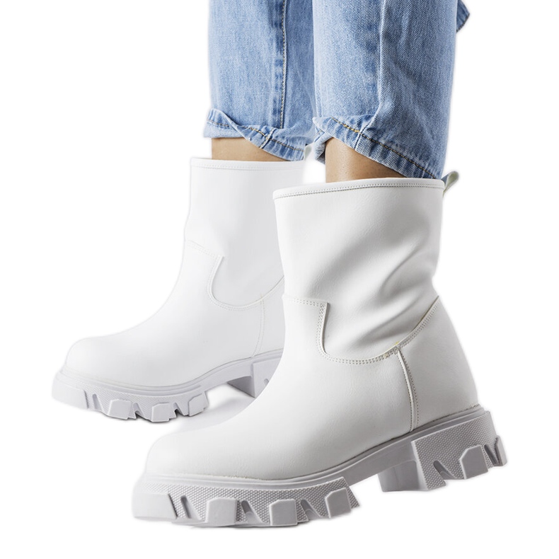 Bílé nazouvací boty od Wuori bílý