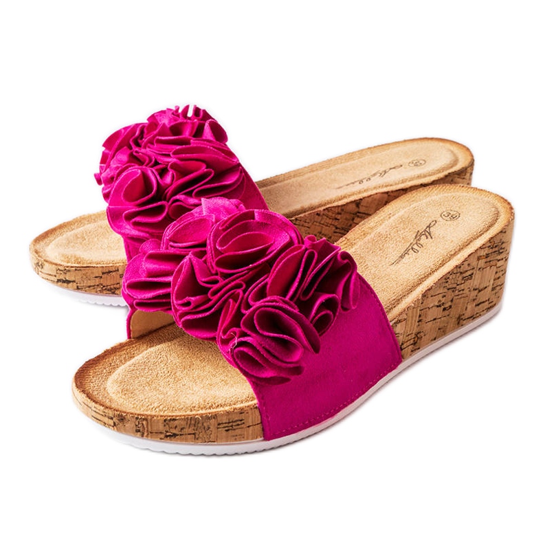 Růžové sandály na klínku od Estella růžový