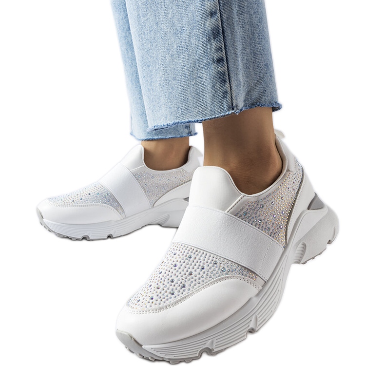 Bílé tenisky s kamínky od Algiso bílý