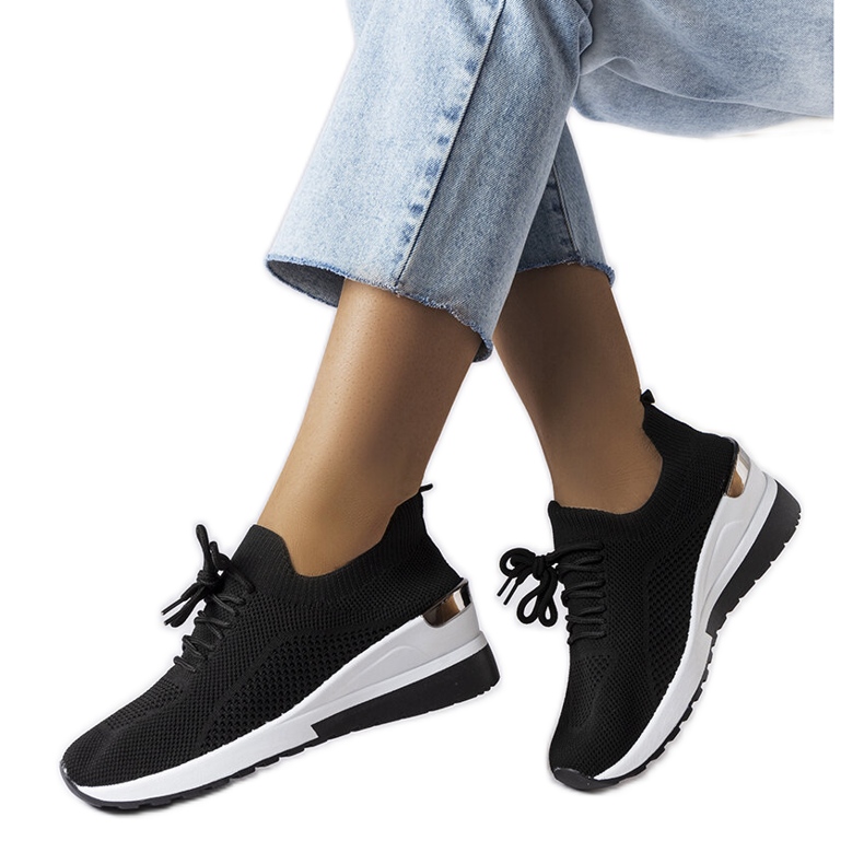 Inna Černé tenisky na klínku od Alberica černá Inna Černé tenisky na klínku od Alberica černá