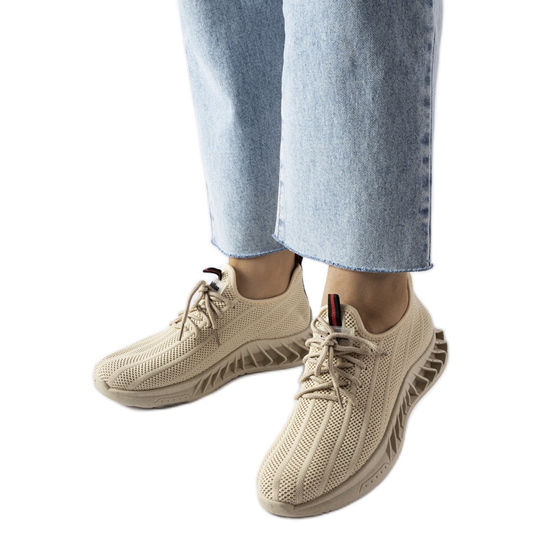 Béžové slip on boty s tkanicí béžový