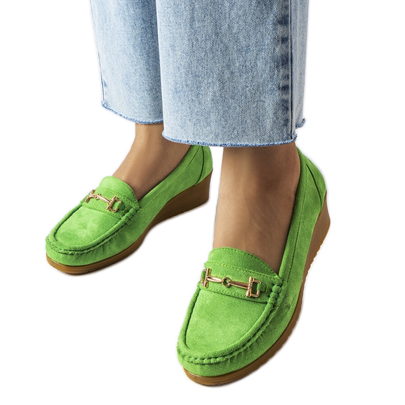 Zelené semišové mokasíny na klínku od Canis zelená Zelené semišové mokasíny na klínku od Canis zelená