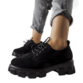 Černé ploché boty Cloutier černý