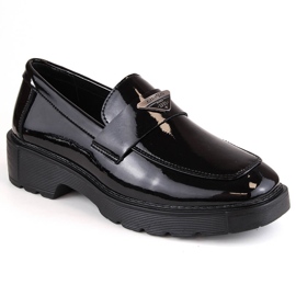 Černé lakované dámské slip-on boty Filippo DP4710 černý