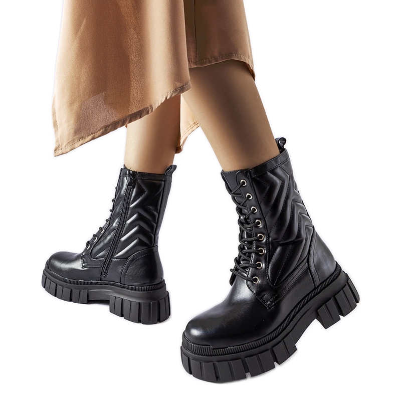 Černé dělnické boty zdobené prošíváním Fiacre černá