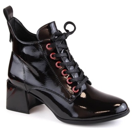 Černé lakované kotníkové boty D&amp;A S.Barski Premium Collection W OLI230A černý