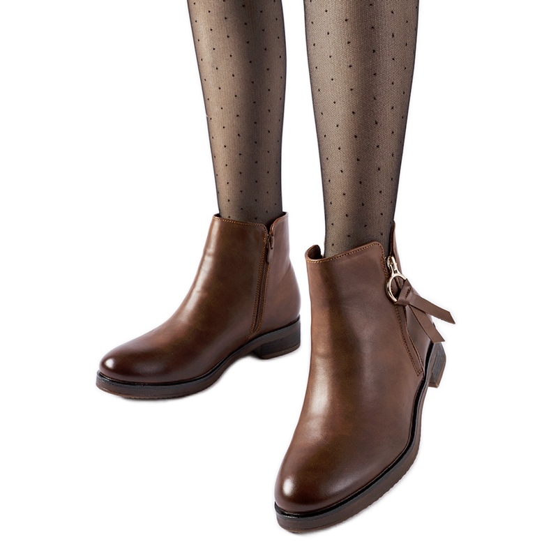 Hnědé zateplené klasické kotníkové boty Corciano hnědý