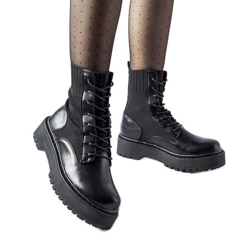 Černé dělnice na navlékací ponožky Sebastiano černá